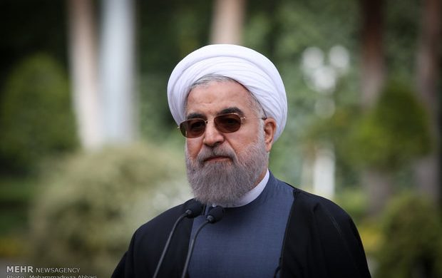 رئیس‌جمهور از نمایشگاه دستاوردهای هسته‌ای بازدید کرد